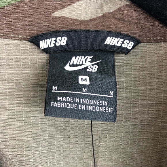 Nike SB Flex Camo Jacket Size Medium NWT - Picture 3 of 8